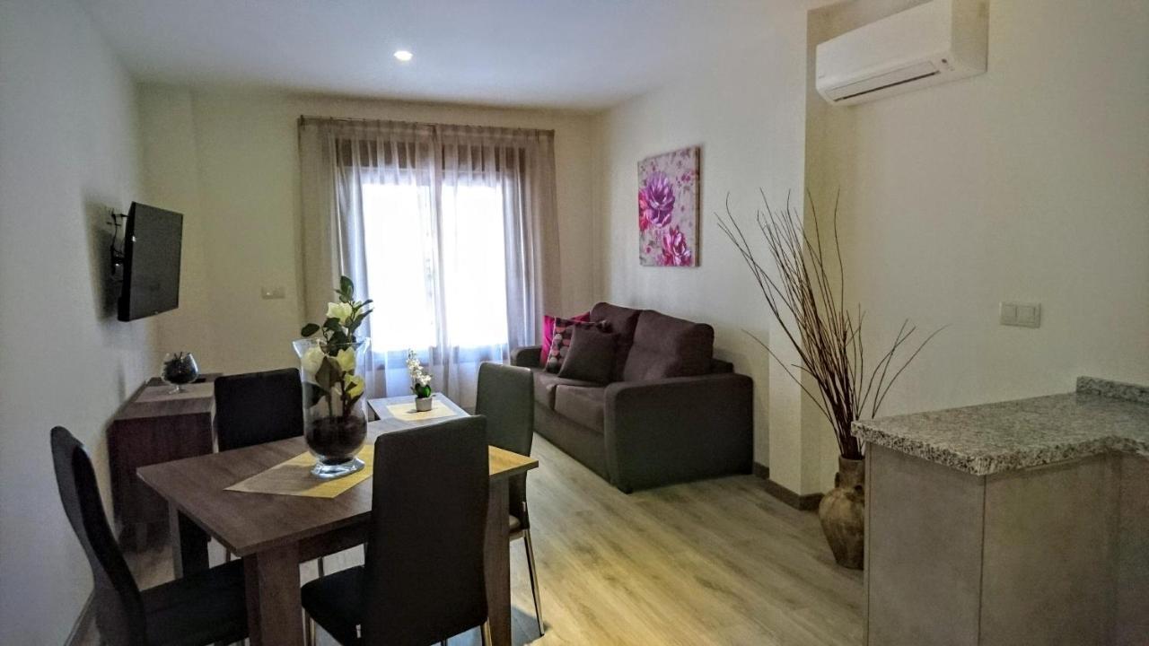 Apartamentos El Gallo Marbella Kültér fotó